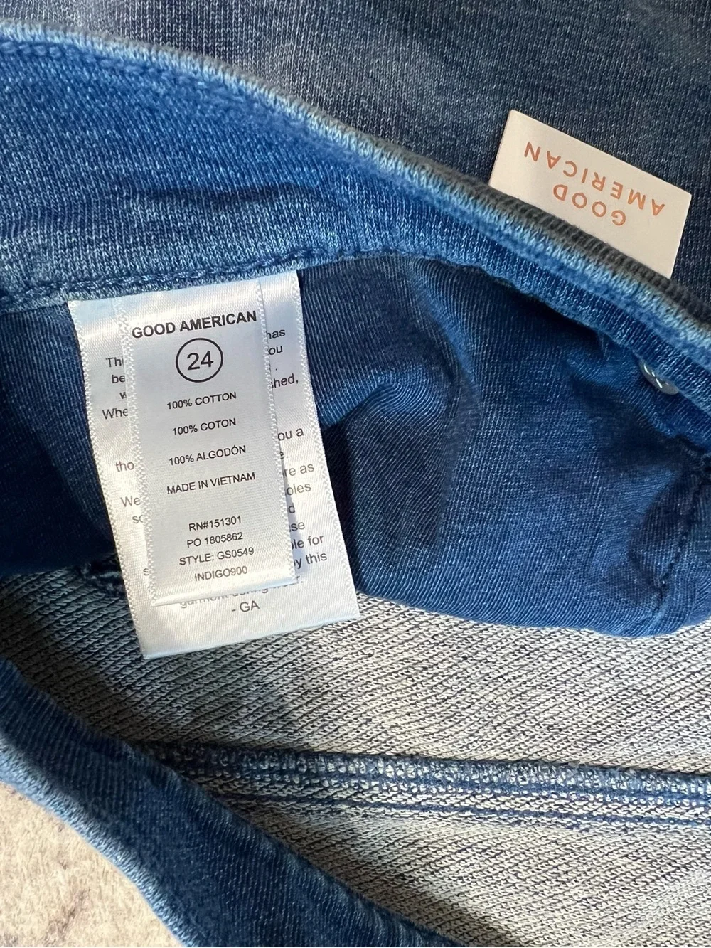 Jeanius Good '90s Shorts in Indigo900